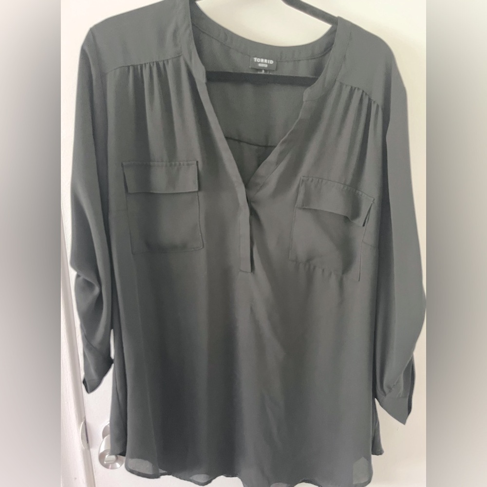 Torrid Harper top in black